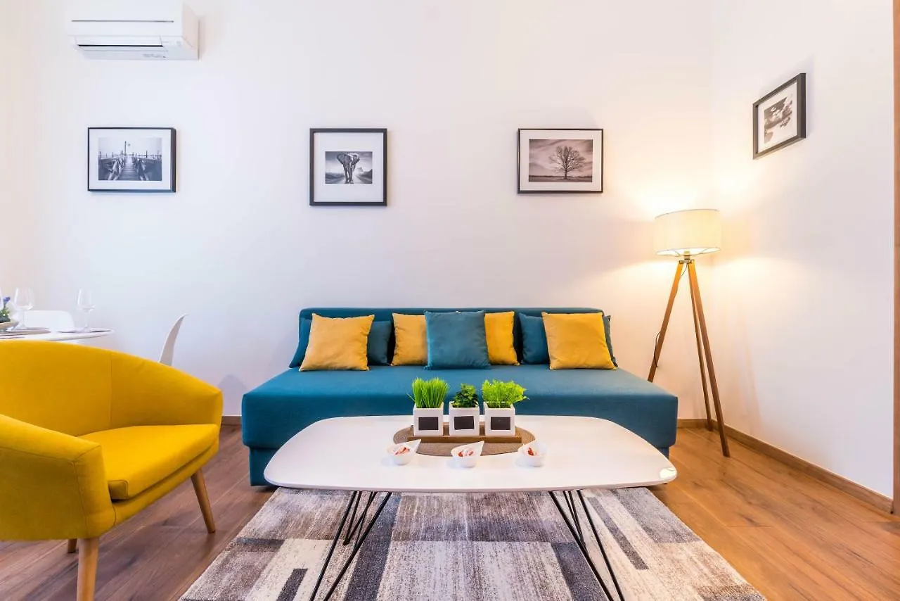 Pula City Center Apartments contacts